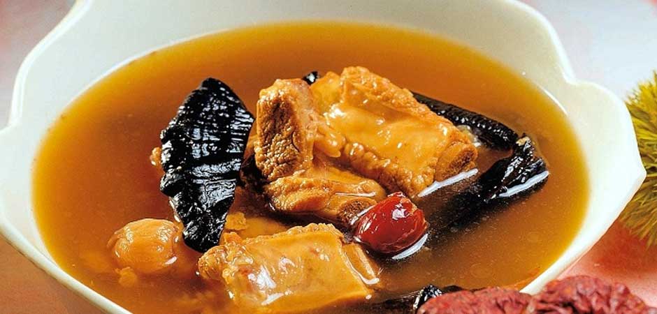 Lingzhi Mushroom Spareribs Soup