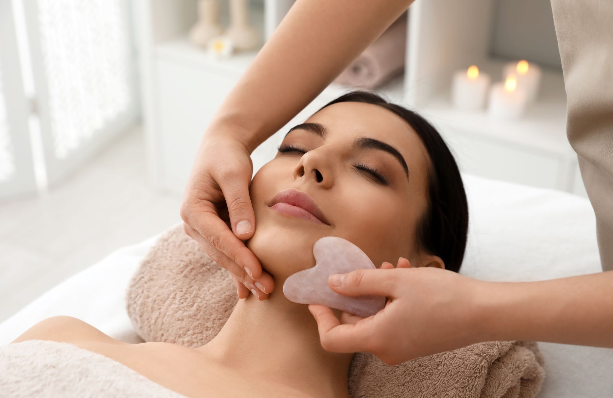 Amazing Health Benefits Of Gua Sha Massage That Go Way Beyond Skin Care